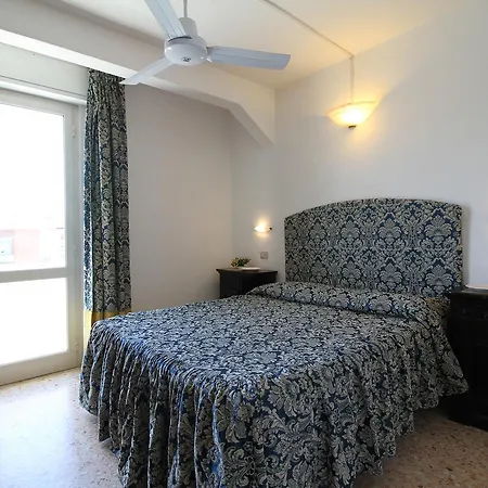 Hotel Gale-3
